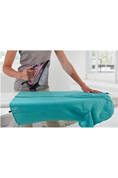 Braun Steam Iron, 2000W, 130g Steam Shot per Minute, Super Ceramic Soleplate, Self Clean SI1070PU