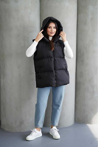 MontClup Women's Black Puffer Vest Comfortable Oversized Fit