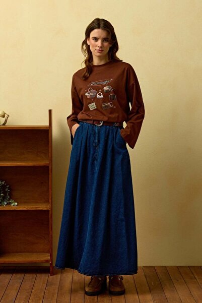 Ceylan Otantik Acı Kahve Vintage Printed Basic Bodysuit & Denim Single Button Skirt Set