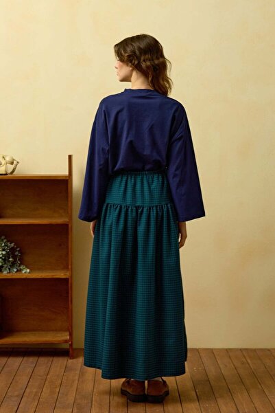 Ceylan Otantik Navy Blue Summer Printed Basic Bodysuit & Emerald Polka Dot Ruffle Detail Polyviscose Skirt Set