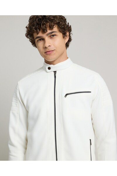 R&B Textured Knit Jacket With Zipper Closure