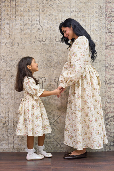 KÜÇÜĞÜM BUTİK Vintage Cream Floral Seersucker Mother-Daughter Dress Combination