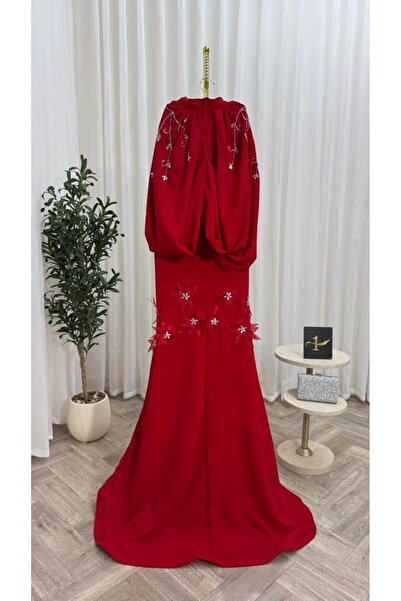 Genrics Red crepe stretch evening dress