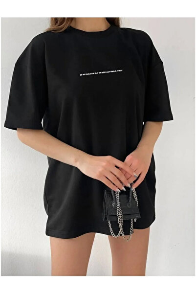 Justime تي شيرت من القطن بطباعة أمامية تحتوي على عبارة Design Is Where The Ac...