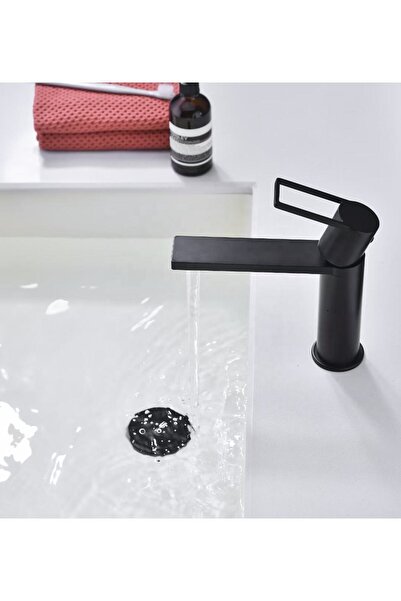 OEM Elisa Short Washbasin Faucet, Matte Black