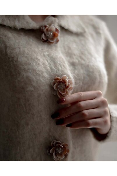 Lavanta Tekstil Soft Cardigan with Beaded Flower Buttons
