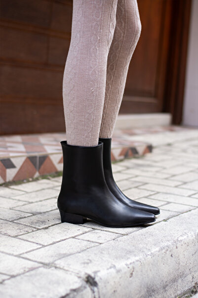 DESPİNA CARLA Siyah Cilt Düşük Topuk Kadın Bot – Rahat Giyim , Zarif Tasarım