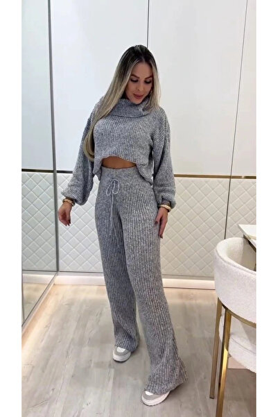 Butik Women's Long Sleeve Turtleneck Short Knitwear Blouse and Pants Two-Piece Set