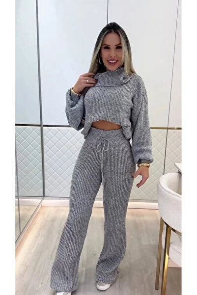 Butik Women's Long Sleeve Turtleneck Short Knitwear Blouse and Pants Two-Piece Set