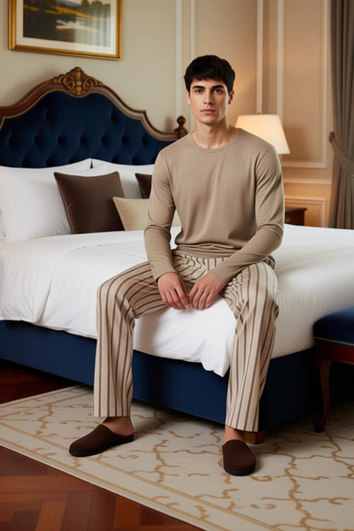 PayBuy Ανδρικό σετ πιτζάμες με ριγέ λαιμόκοψη, λειτουργικό, ανθεκτικό, ποιοτικό, άνετο, αισθητικό και κομψό