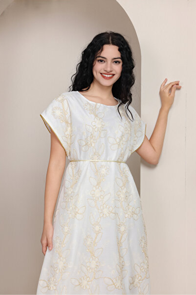 berlanty Elegant jalabiya embroidered with gold