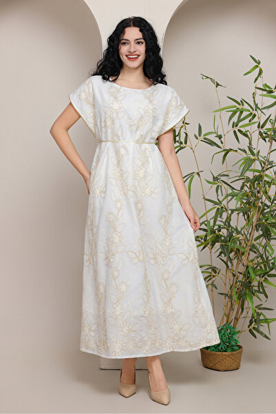 berlanty Elegant jalabiya embroidered with gold