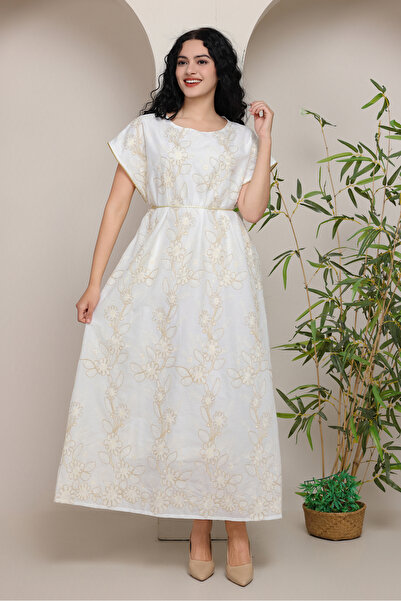 berlanty Elegant jalabiya embroidered with gold