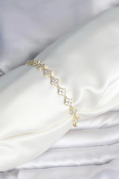 Belle Fusion سوار نموذج البرسيم من النحاس المرصع بحجر الزركون من BFS