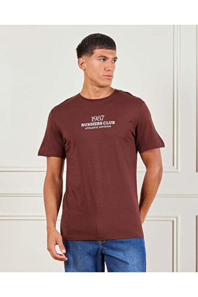 REDTAG Men Burgundy Basic Graphic T-Shirt