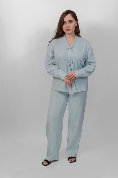 LINELLE Ladies Co-Ord Set – Soft Crepe Shirt with Full Sleeves, V-Neck and Tie-Detail, Solid Pant
