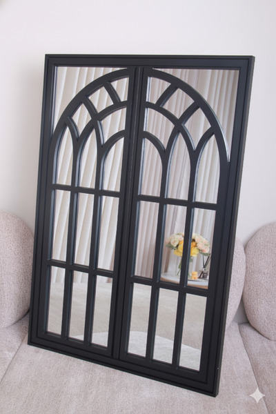 Generic Elegant mirror with a luxurious frame, 97 x 66 cm