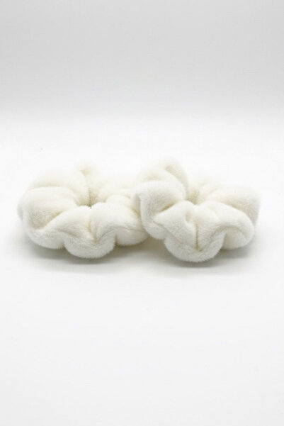 Jaida Moda Women's Elastic Velvet Scrunchies Set of 2 – Stylish and Comfortable Hair Accessory