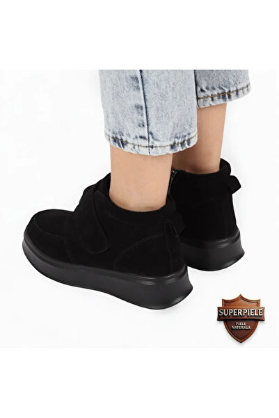 virboti Women's black suede ankle boots with refined details | MORADY