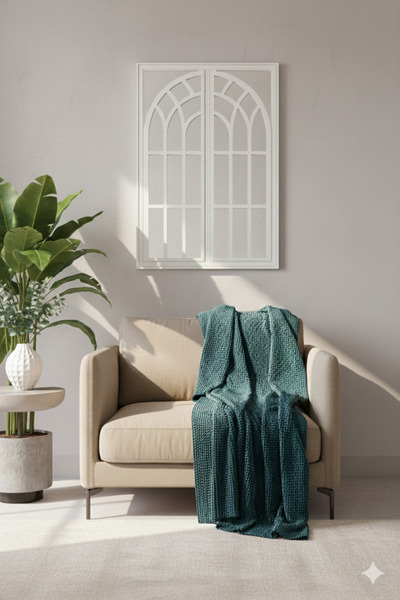 Generic Elegant mirror with a luxurious frame, 97 x 66 cm