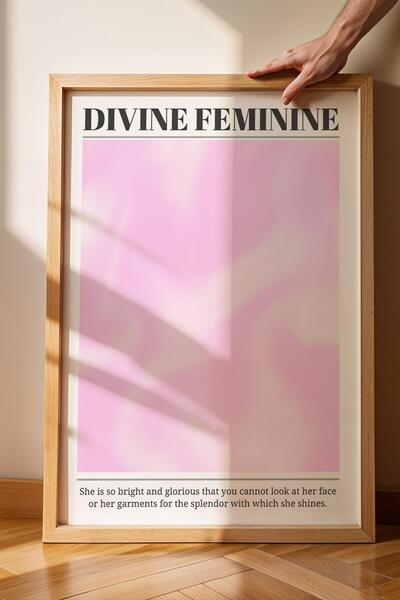 Saturn Божествена женственост в рамка Божествена женственост Розова аура Енергийни цветове