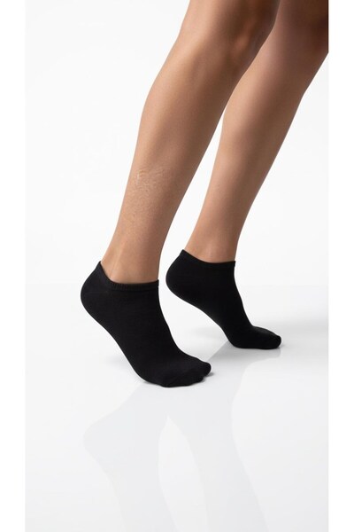 Plus Scorpion Γυναικείες κάλτσες από βαμβακερό αόρατο υλικό σετ 4 τεμαχίων – Μαύρο / Λευκό / Μικτό χρώμα – Αντιολισθητικές με σιλικόνη, ιδιότητας εξασφάλισης από τον ιδρώτα