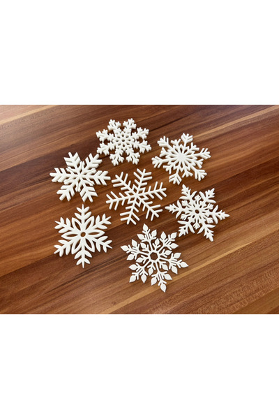SZD Design Multi-Purpose Set of 7 Snowflake Coasters and Christmas Ornaments
