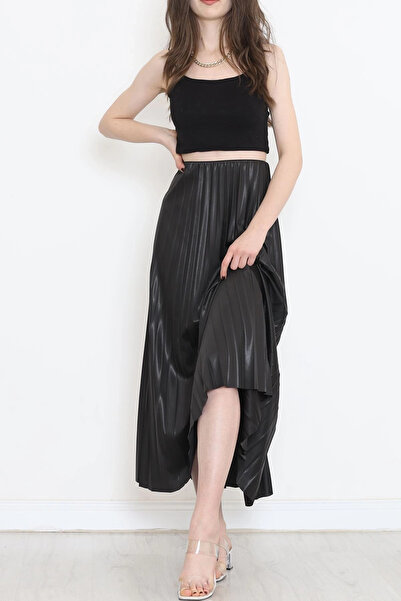 DoQuN Elegant And Modern Pleated Shiny Crepe Hidden Elastic Black Skirt