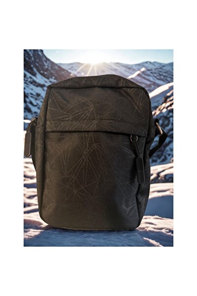 OEM Unisex waist bag made of durable material for hiking, city and travel