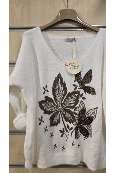 Park Moda Soft Wool Sweater with Stone Leaf Pattern