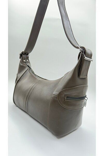 Rosso Collina حقيبة كتف نسائية من الجلد الطبيعي – موديل بيزا جلد طبيعي بني اللون أنيقة وعادية الاستخدام 12×32×17 سم