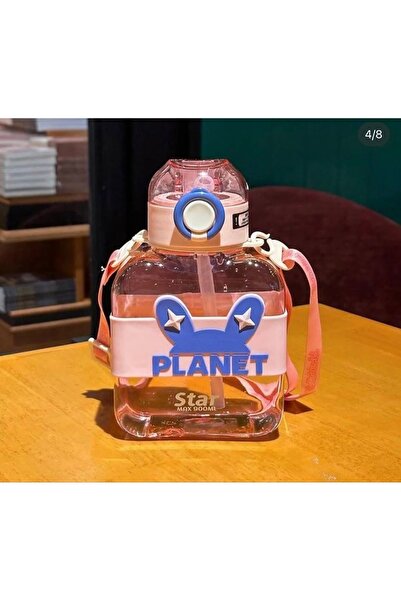 Generic A 900ml plastic water bottle.