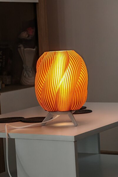 ChillOutlet Spiral table lamp with warm light