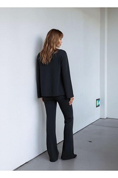 MAMAYAGA Women's Long Sleeve Front Lace up Jacket with Elastic Waist Bottom Top Pants Casual Sports Stylish Set