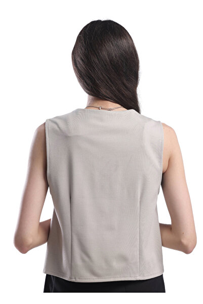 SUGA Classic sleeveless vest