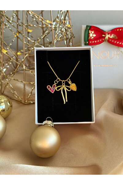 Nour Co قلادة على شكل شجرة عيد الميلاد مع شريط