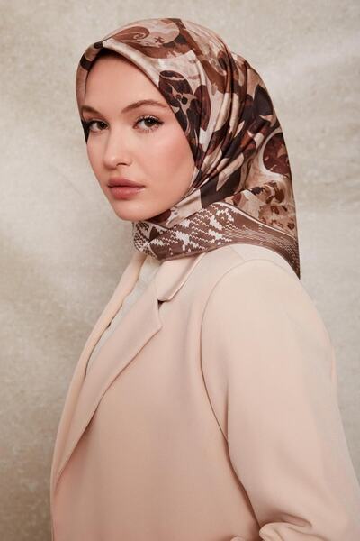 Levidor Μεταξωτό μαντήλι με σχέδιο καφέ γάλακτος-0918