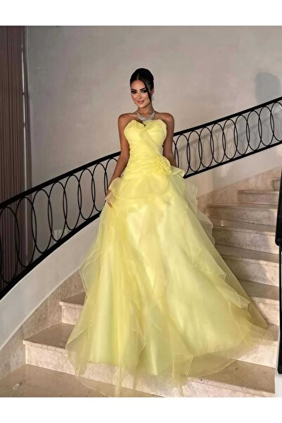 Liva Elegant pastel yellow dress
