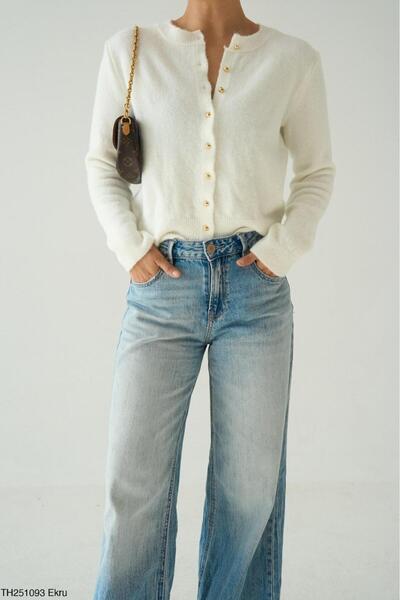 CADDELAMODA Women's Buttoned Soft Cardigan