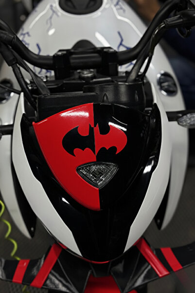 Banxtre Mondial Drift-L için Kırmızı Renk Kafa Detay Sticker Batman Desenli