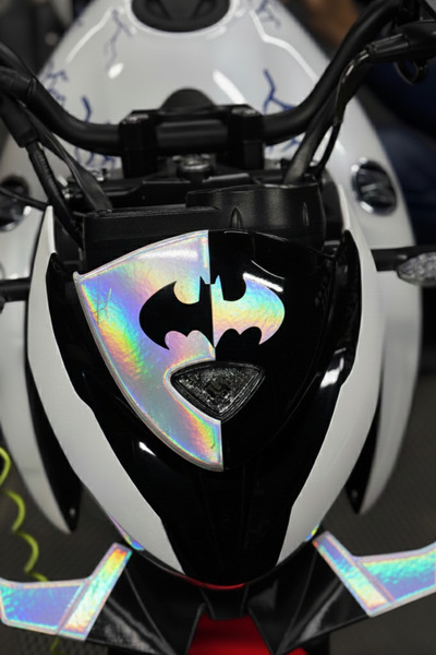 Banxtre Mondial Drift-L için Hologramlı Kafa Detay Sticker Batman Desenli