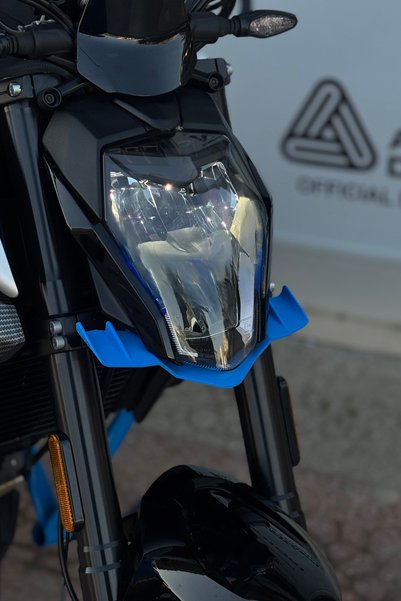 Banxtre CFMOTO NK250 için Mavi Renk Alt Sakal Winglet (Orijinal vidalarla Mon...
