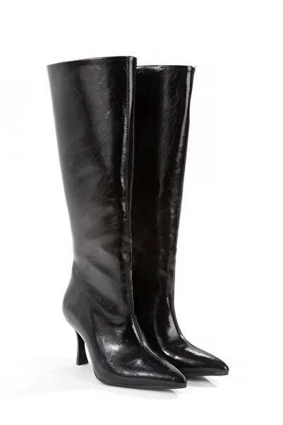 Ayakkabı Podyumum حذاء أسود من الجلد اللامع ذو مقدمة مدببة وكعب 9 سم للموسم ا...