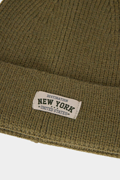 DeFacto A5067Axkh328 Khaki Men's Label Printed Knitwear Beanie