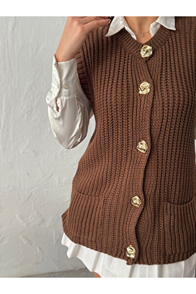 Lusin Women's brown chunky knit sleeveless vest with gold button detail