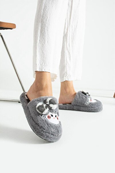 Legend Aksesuar Plush House Slippers Soft Soled Winter Comfortable Slippers with Bow Tie and Character Figures