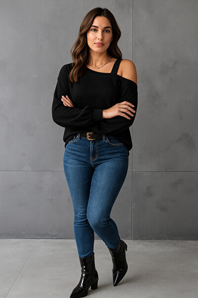 StilVibe Women's Black and White Detailed Square Neck Fit Blouse Editor's Choice