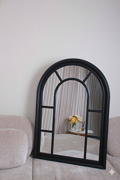 Generic Elegant mirror with a luxurious frame, 100 x 70 cm