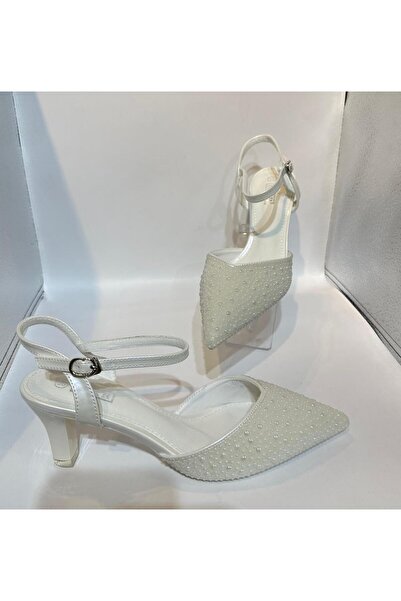 Btr Lulu chunky heel sandal in three colors: white, off-white, and silver.