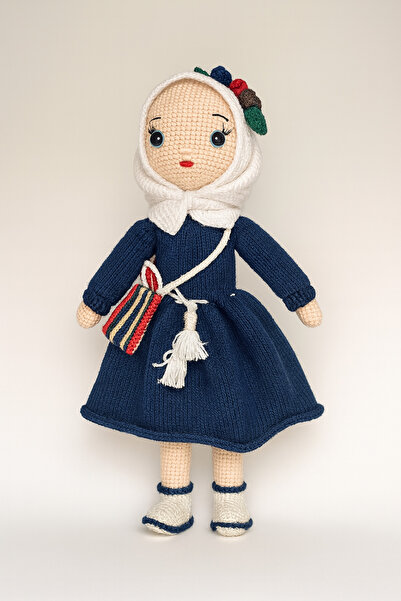 Ortam Medya Amigurumi Tesettür Örgü Bebek